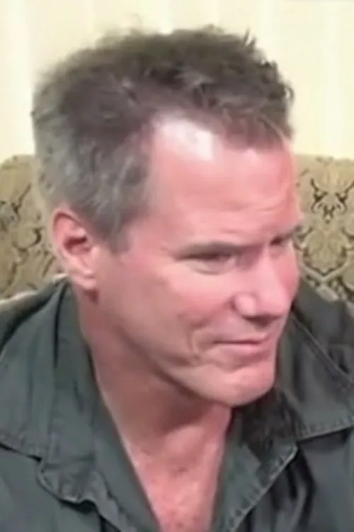 Jay West interpretando a 