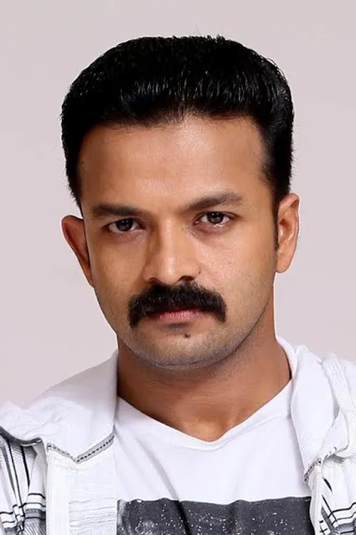 Jayasurya interpretando a Prakashan