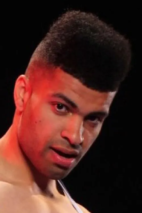 Jayden Middleton interpretando a 