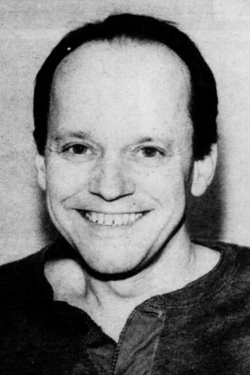 Jean Archambault interpretando a Grandfather