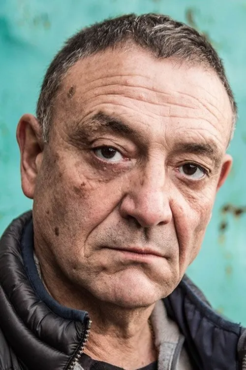 Jean-Claude Pautot interpretando a Jean-Paul