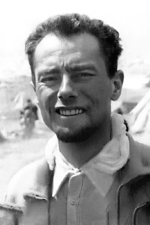 Jean Couzy interpretando a Self