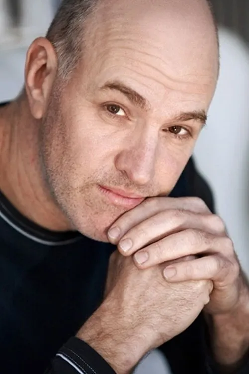 Jean Harvey interpretando a Dan Arseneault