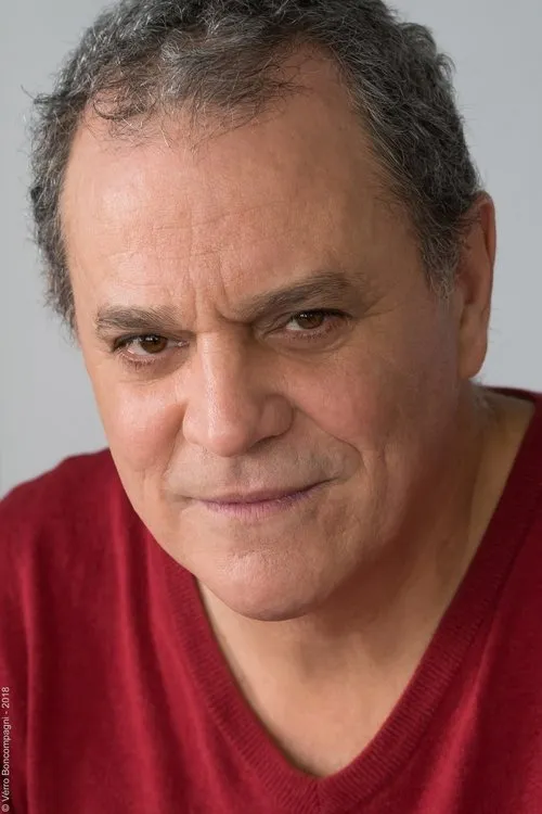 Brigitte Charpentier ha trabajado con Jean Latreille en 1 ocasiones