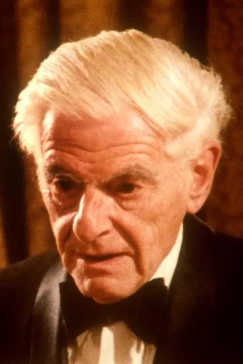 Jean Lenauer interpretando a Waiter