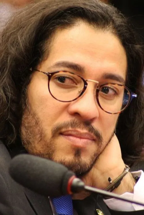 Jean Wyllys interpretando a Himself