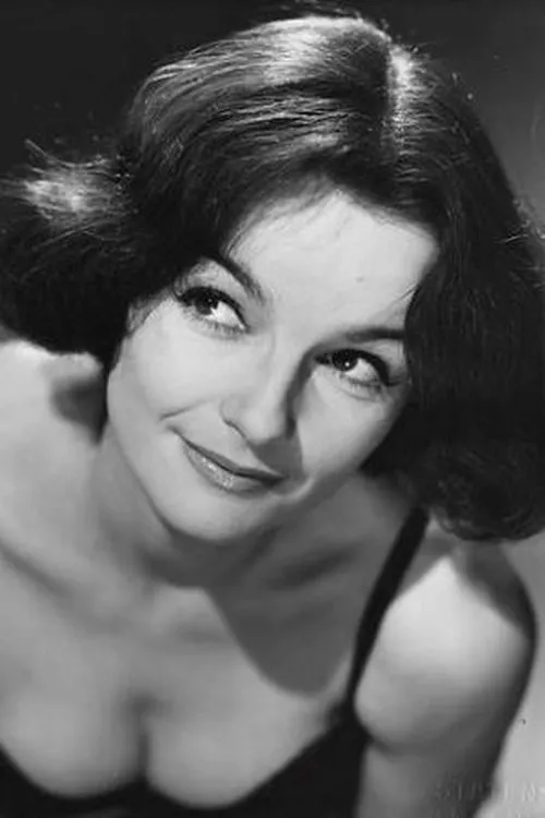 Jeanne Darville interpretando a Ester