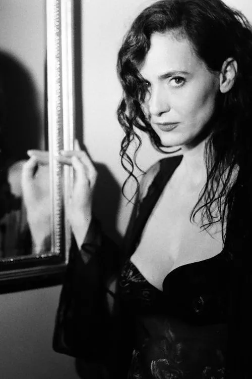 R. Michael Gull ha trabajado con Jeanne Marie Spicuzza en 1 ocasiones