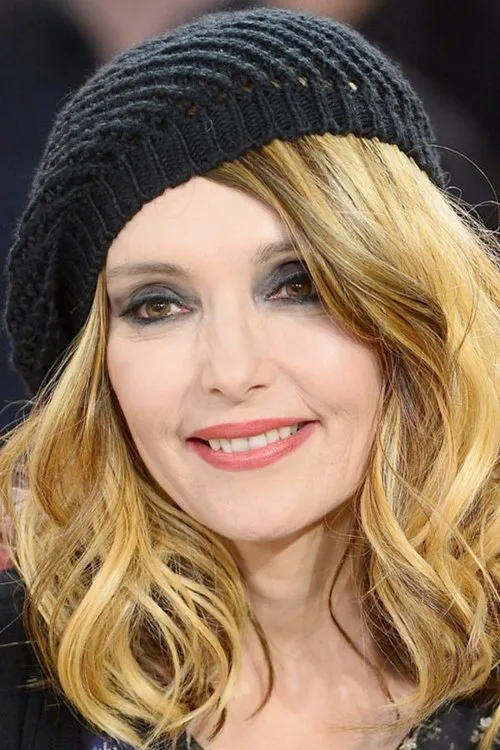 Desireless ha trabajado con Jeanne Mas en 2 ocasiones