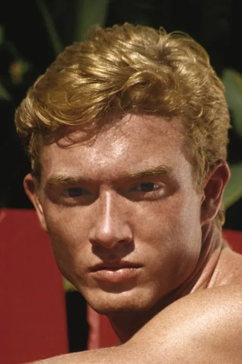 Jeff Austin interpretando a 