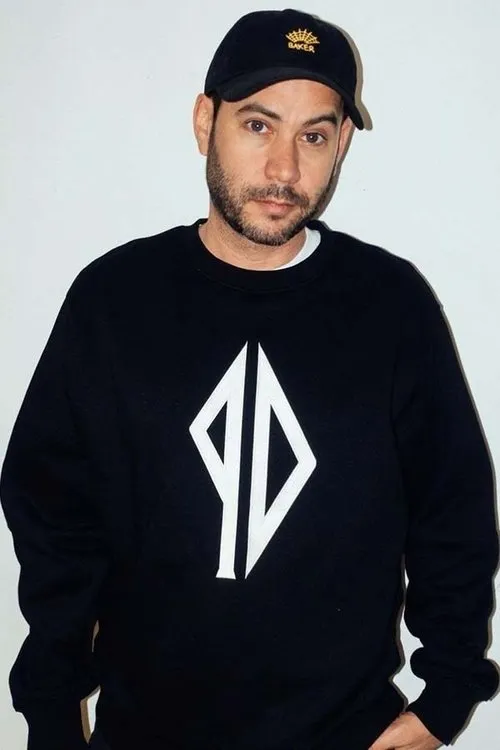 Erik Ellington ha trabajado con Jeff Lenoce en 6 ocasiones