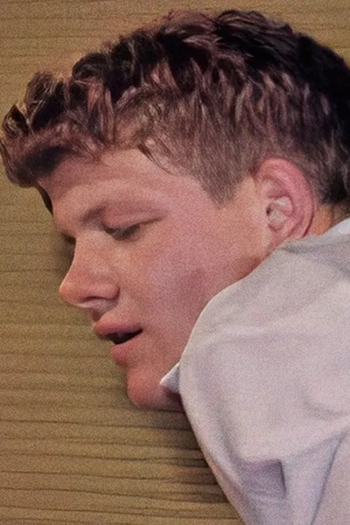 Jeff Messer interpretando a (segment