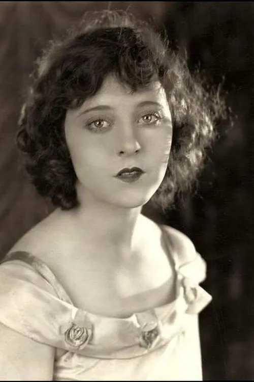 Jehanne d'Alcy en su biografía y filmografía