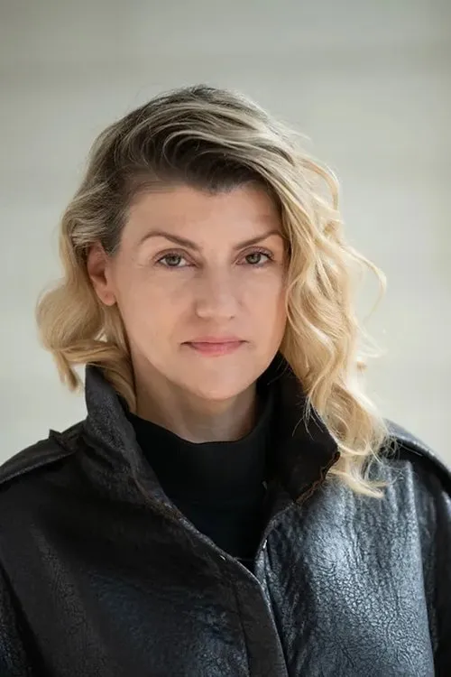 Jelena Kordić interpretando a 