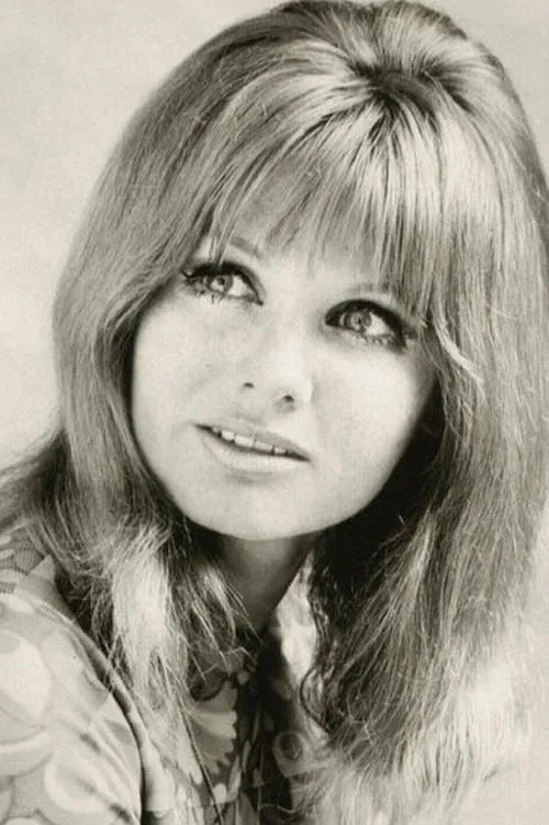 Jennie Linden interpretando a Josie