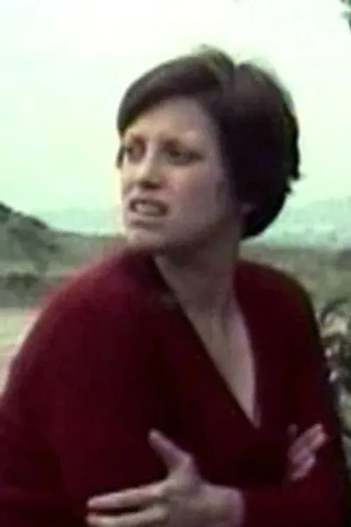 Jennifer Ritchkoff interpretando a Tricia