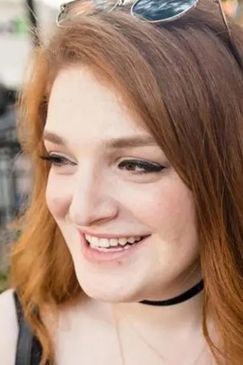 Jenny Jaffe interpretando a Shelly