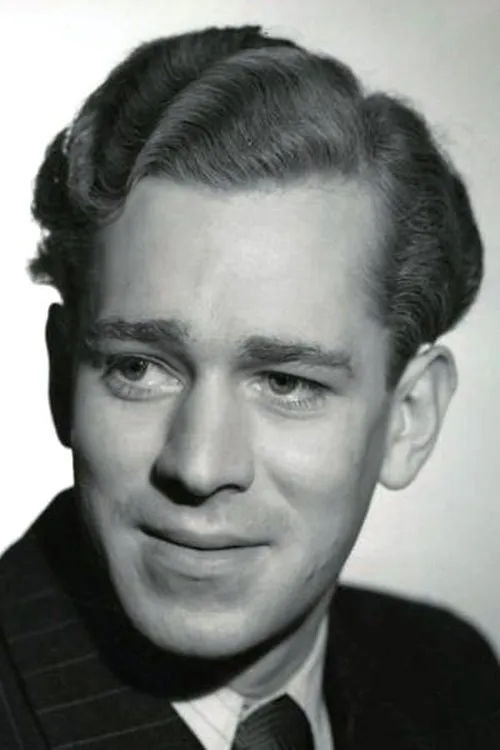 Jens Asby interpretando a Georg Brink, Bankassistent, Anitas kæres