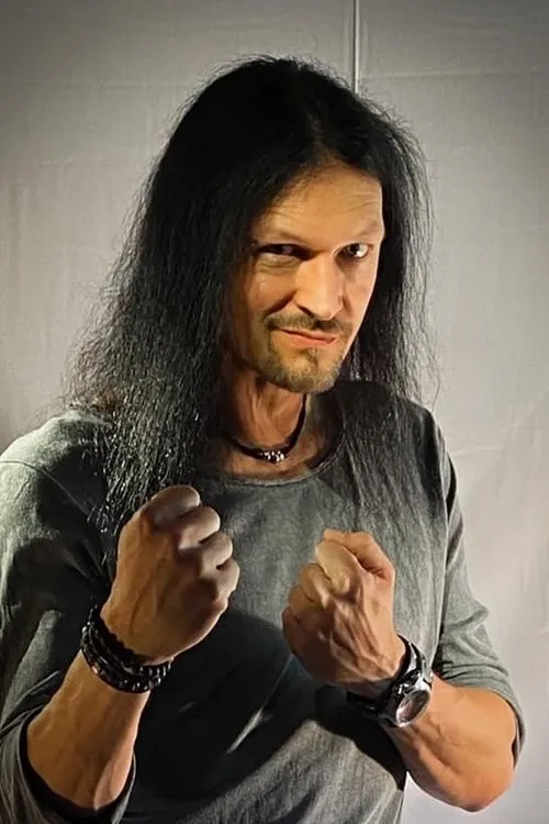 Jens Ludwig interpretando a Guitars