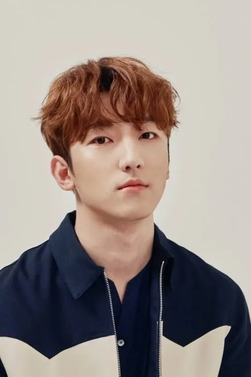 Jeong Dong-hwan — personaje: Manager Jin