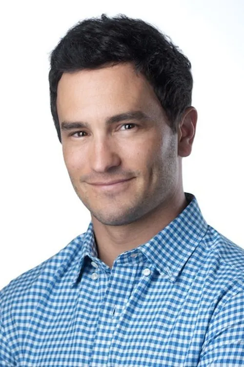 Jeremy Bloom interpretando a Narrator