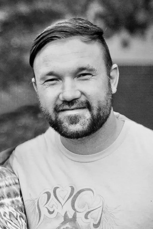 Blake Logan ha trabajado con Jeremy Holden en 1 ocasiones