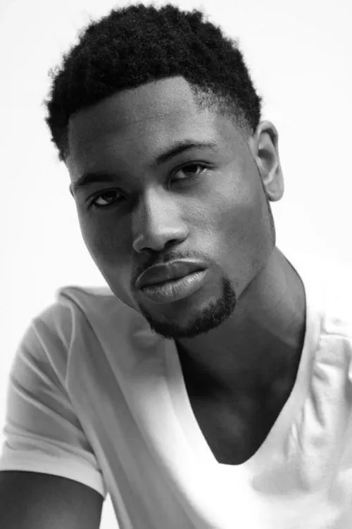 Nicole Beharie ha trabajado con Jerome Beazer en 1 ocasiones