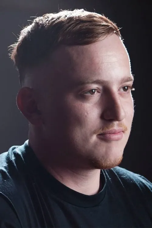 Jérôme Humm — personaje: Lorenz Wyss