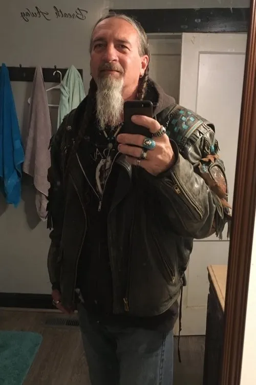 Ryan Wesley Gilreath ha trabajado con Jerry Mullins en 2 ocasiones