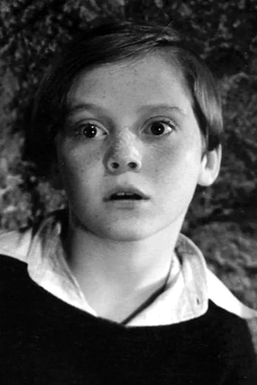 Johnnie Pirrone Jr. ha trabajado con Jerry Tucker en 3 ocasiones