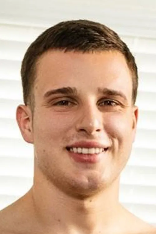 Jesse Avalon interpretando a 