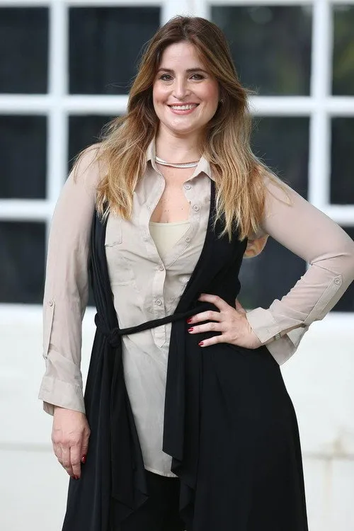 Ricardo Vázquez ha trabajado con Jéssica Cristina en 1 ocasiones