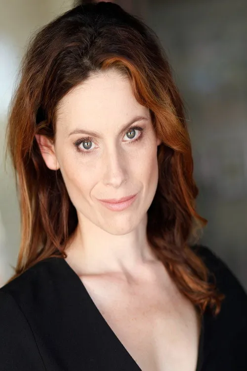 Jessica Lancaster interpretando a Nicole