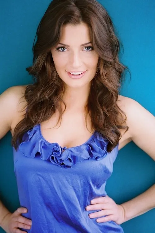 Jessica Phillips interpretando a Halo