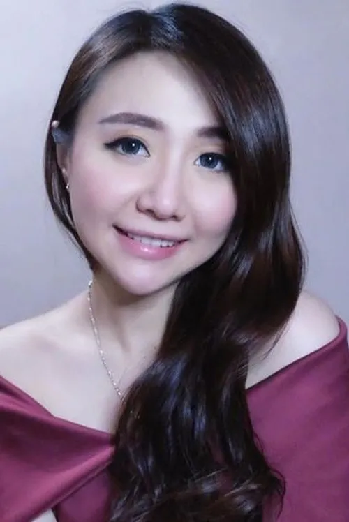 Jessyca Stefani Auryn interpretando a Ryn Chibi