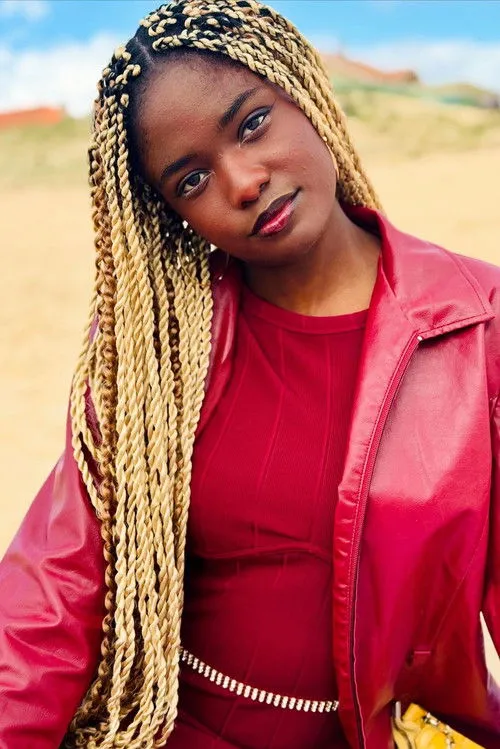 Florence Masure ha trabajado con Jessyrielle Massengo en 1 ocasiones