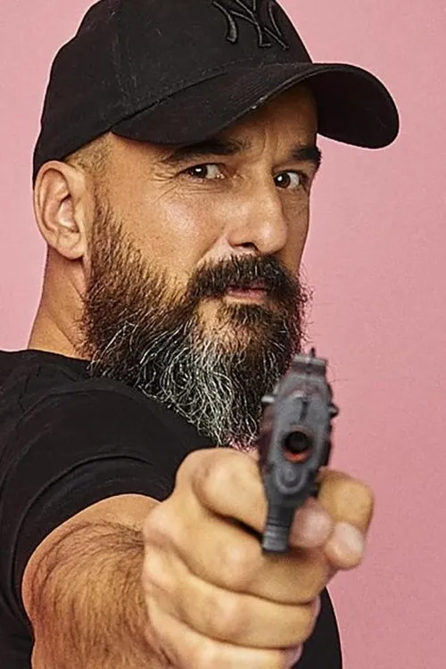 Andrea Fandos ha trabajado con Jesus de Miguel en 1 ocasiones