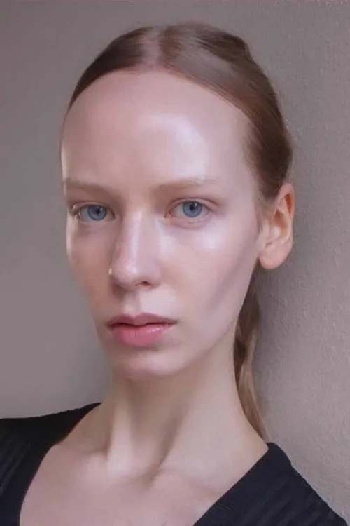 Jette Loona Hermanis interpretando a Baroness