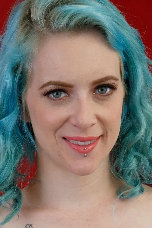 Jeze Belle interpretando a