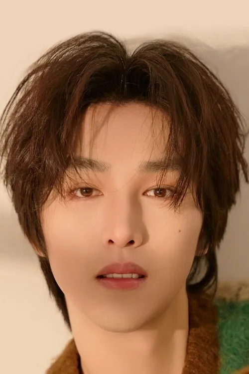 Jiang Junhan — personaje: Ouyang Xi