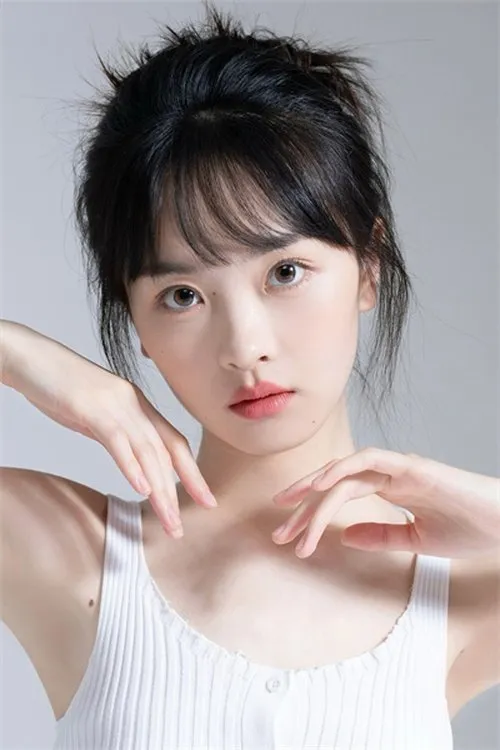 Jiaxi Liu — personaje: Zheng Ying