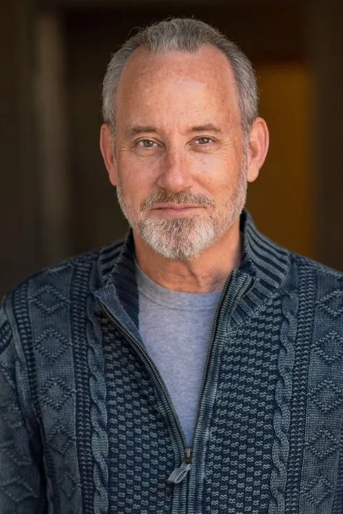 Milt Tarver ha trabajado con Jim Holmes en 3 ocasiones