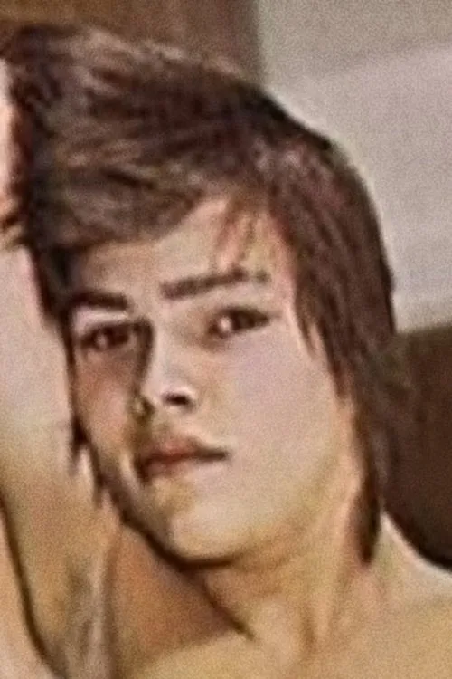 Skip Davidson ha trabajado con Jim Lewis en 2 ocasiones