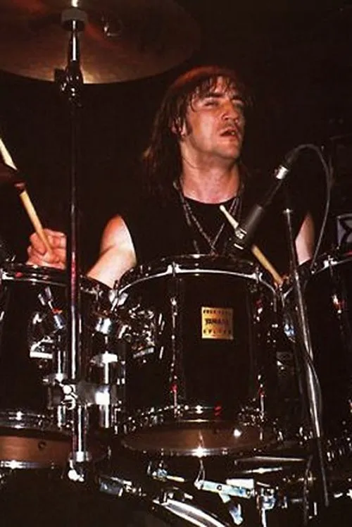 Jimmy Chamberlin interpretando a Himself