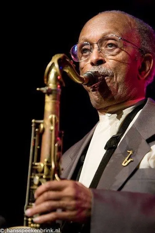 Jimmy Heath interpretando a Self