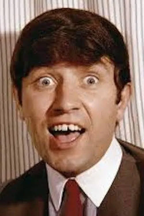 Jimmy Tarbuck — personaje: Self