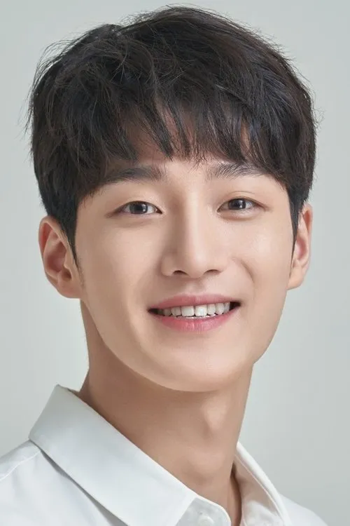 Jin Geon-woo — personaje: Ho Goo-joon