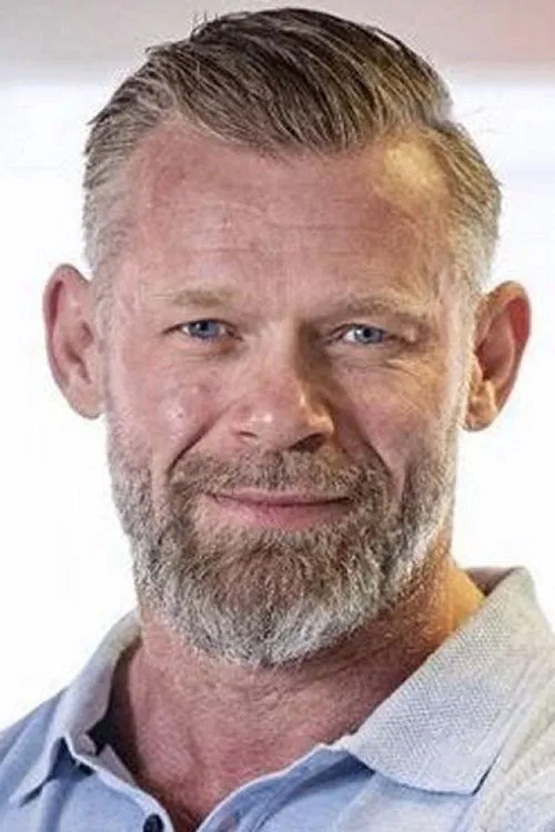 Foto de perfil del actor Joachim B. Olsen en el reparto