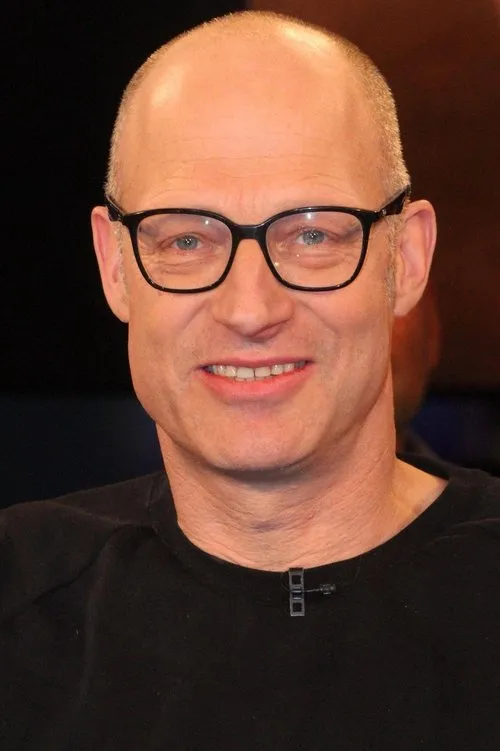 Joachim Meyerhoff interpretando a Linus Hoekstra