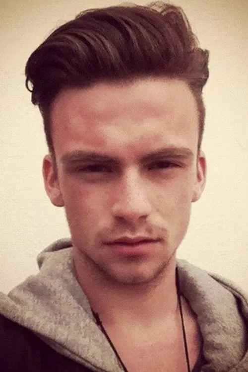 Joakim Lang interpretando a Nicholas (segment 